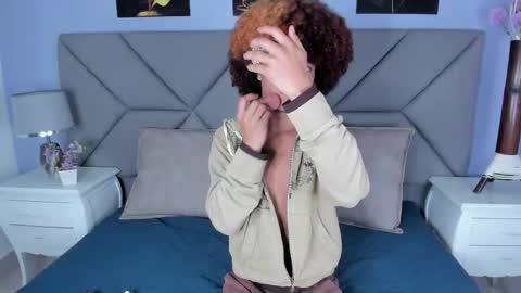  Alexis Etereo  online show from January 17, 7:28 pm