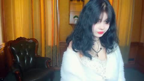Emily online show from May 15, 8:54 am
