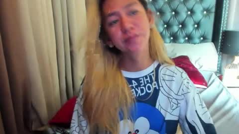 Snapshot of aliyahdeluxx chatting on June 25, 12:54 am aliyah online show from June 25, 12:54 am