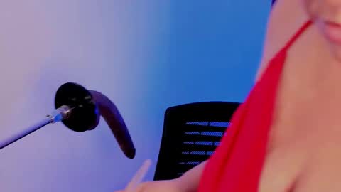 Snapshot of aliyahsstone chatting on November 15, 11:51 am Aliyahs stone online show from November 15, 11:51 am