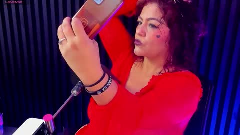 Aliyahs stone online show from January 15, 12:32 pm