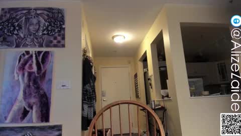 Alize Zaide online show from October 9, 9:02 pm