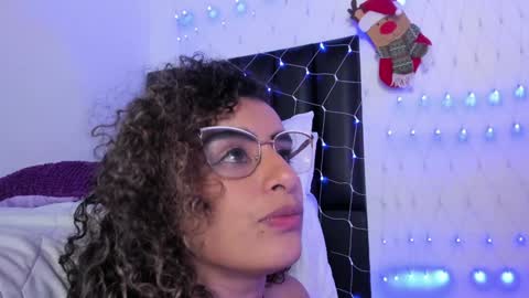 Andrea online show from December 12, 8:03 am