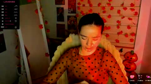 Allana online show from November 10, 8:02 am