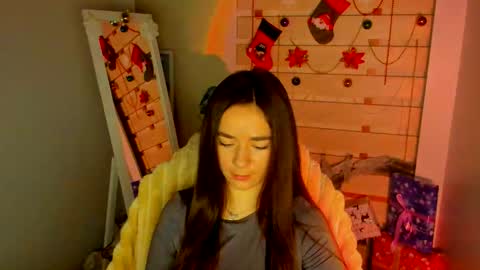 Allana online show from December 5, 8:23 am