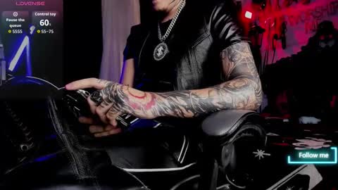   online show from October 20, 7:36 pm