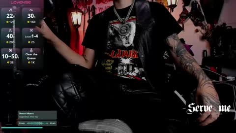 Snapshot of allanhurtss chatting on April 17, 2:03 am online show from April 17, 2:03 am