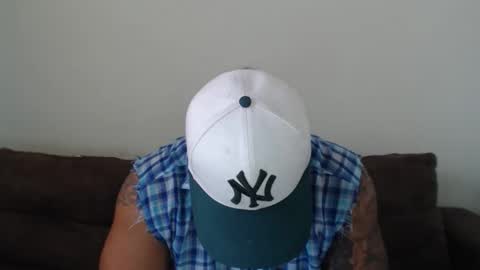 allen_ferrer10 online show from May 15, 3:52 pm