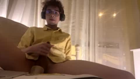 Allen Biju online show from April 4, 7:22 pm