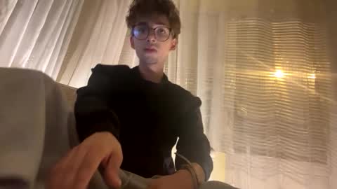 Allen Biju online show from April 6, 7:15 pm