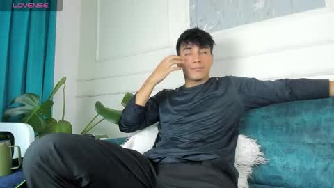 Allex online show from December 17, 1:17 pm