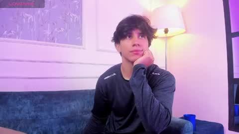 Allex online show from April 12, 8:25 pm