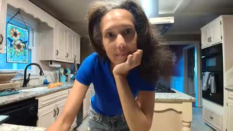 Snapshot of allgood4u chatting on October 16, 8:43 pm wishlist on bio online show from October 16, 8:43 pm