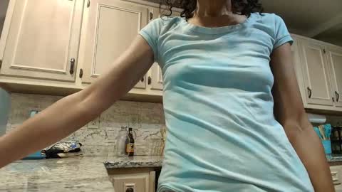 Snapshot of allgood4u chatting on October 20, 5:57 pm wishlist on bio online show from October 20, 5:57 pm