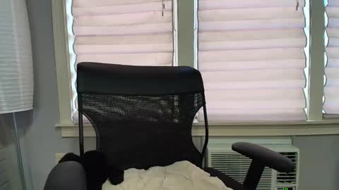 Snapshot of allgood4u chatting on October 22, 7:24 pm wishlist on bio online show from October 22, 7:24 pm