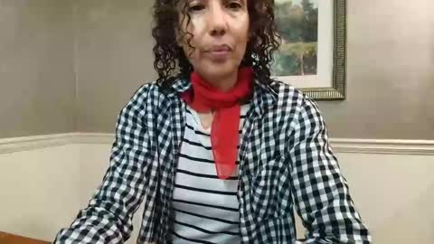 Snapshot of allgood4u chatting on November 8, 6:29 pm wishlist on bio online show from November 8, 6:29 pm