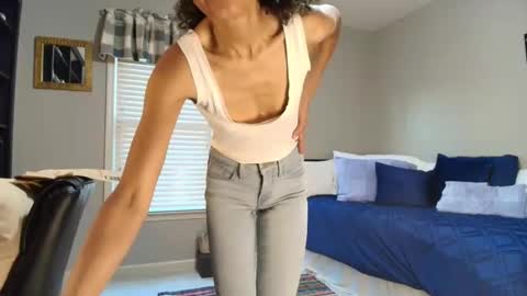 Snapshot of allgood4u chatting on November 17, 10:04 pm wishlist on bio online show from November 17, 10:04 pm