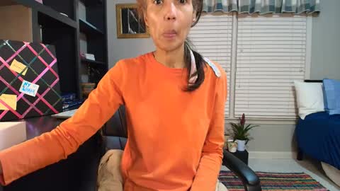 wishlist on bio online show from December 3, 10:52 pm