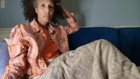 Snapshot of allgood4u chatting on April 5, 1:47 am wishlist on bio online show from April 5, 1:47 am