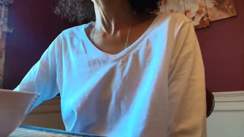 Snapshot of allgood4u chatting on April 7, 5:13 pm wishlist on bio online show from April 7, 5:13 pm