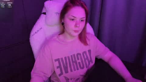 Snapshot of alli_zi chatting on July 11, 5:48 pm Blair online show from July 11, 5:48 pm