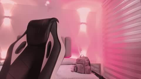 ALLICE online show from December 20, 12:01 pm