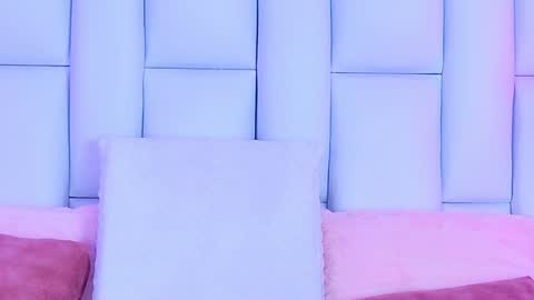 Allicia online show from March 6, 10:15 pm