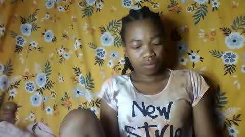 Snapshot of alliciax632770q chatting on January 7, 2:25 am alliciax632770q online show from January 7, 2:25 am