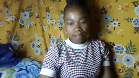 Snapshot of alliciax632770q chatting on January 12, 5:18 pm alliciax632770q online show from January 12, 5:18 pm