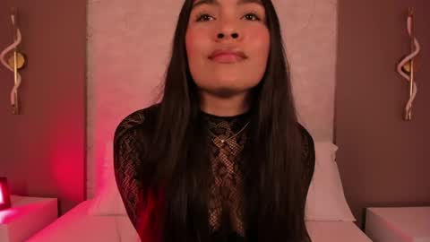 A L L I E online show from April 6, 2:42 am