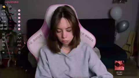 Snapshot of allie_hazie chatting on March 8, 8:46 pm alice online show from March 8, 8:46 pm