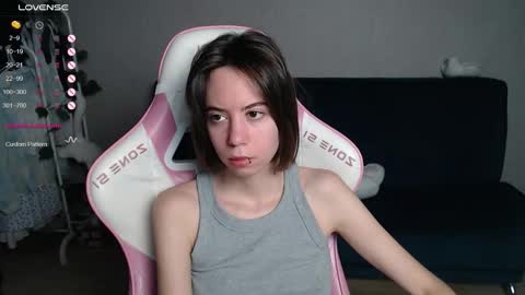 Snapshot of allie_hazie chatting on November 6, 1:28 am alice online show from November 6, 1:28 am