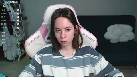 alice online show from March 28, 12:10 am