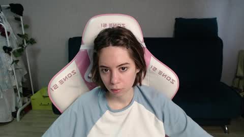 alice online show from April 22, 12:35 am