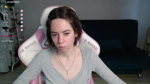 alice online show from April 25, 12:02 am