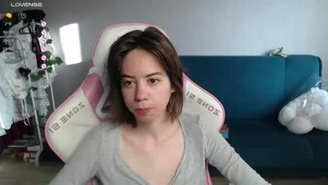 Snapshot of allie_hazie chatting on June 30, 12:00 am alice online show from June 30, 12:00 am