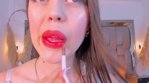   online show from June 3, 11:02 am