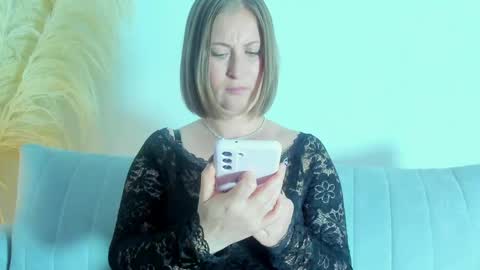 Allison online show from April 27, 9:46 pm