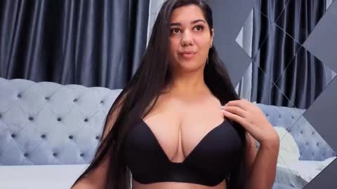 Snapshot of allison_karter chatting on September 27, 5:45 am Allison online show from September 27, 5:45 am