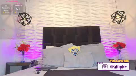 Snapshot of allison_parker1_ chatting on July 6, 12:13 pm allison_parker1_ online show from July 6, 12:13 pm