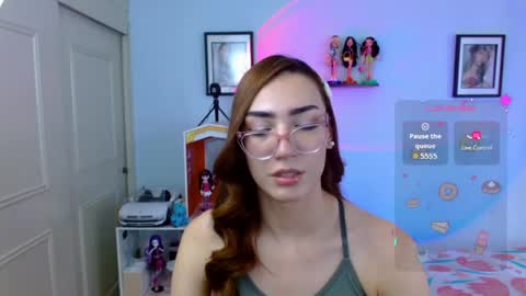   online show from May 25, 6:58 pm