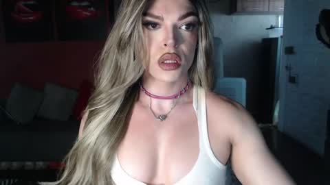 Allison Victoria online show from April 28, 12:43 pm