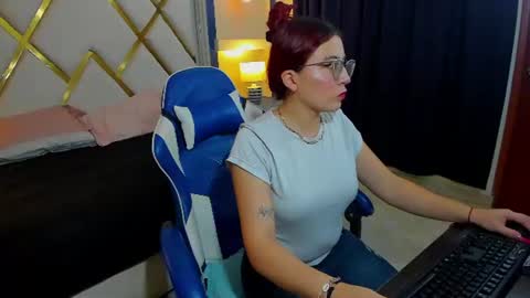 Snapshot of allisonlove_88 chatting on July 16, 12:11 pm ALLISON online show from July 16, 12:11 pm