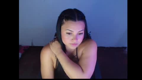 Snapshot of allisonn_smith18 chatting on June 1, 2:13 am Alisson online show from June 1, 2:13 am