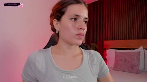 Snapshot of alliss_ginger_ chatting on June 23, 3:59 am A L L I S S online show from June 23, 3:59 am