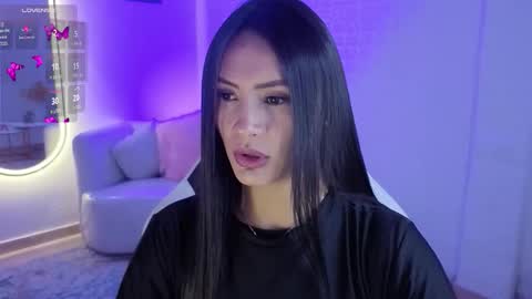 Snapshot of allisson_a chatting on January 9, 3:42 am Allisson online show from January 9, 3:42 am