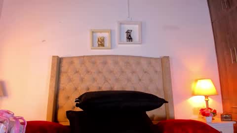 allisson online show from February 25, 12:04 pm