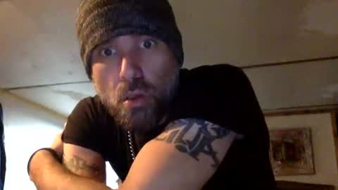 allitrunnin online show from November 28, 12:30 pm