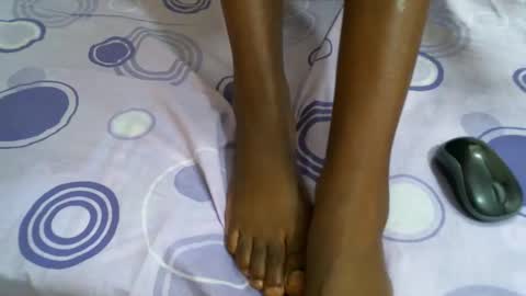 Snapshot of alliyah1 chatting on October 26, 7:03 am Ally online show from October 26, 7:03 am