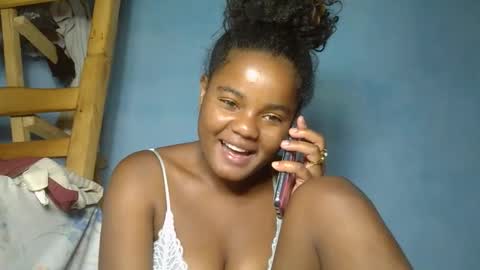 allizida01 online show from November 25, 4:07 pm